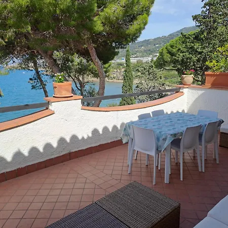 Sea Bay 아파트 체팔루